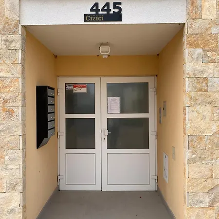Casa Erika Sea View شقة Čižići